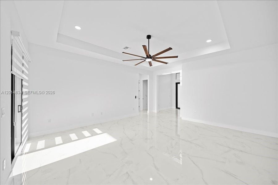 Spacious, unfurnished interior of a new home in , Lehigh Acres (Image 47).