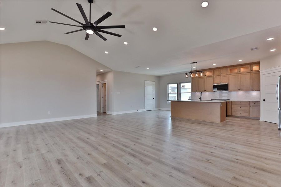 Spacious, unfurnished interior of a new home in , Freeport (Image 25). Spacious, unfurnished interior of a new home in , Freeport (Image 25).