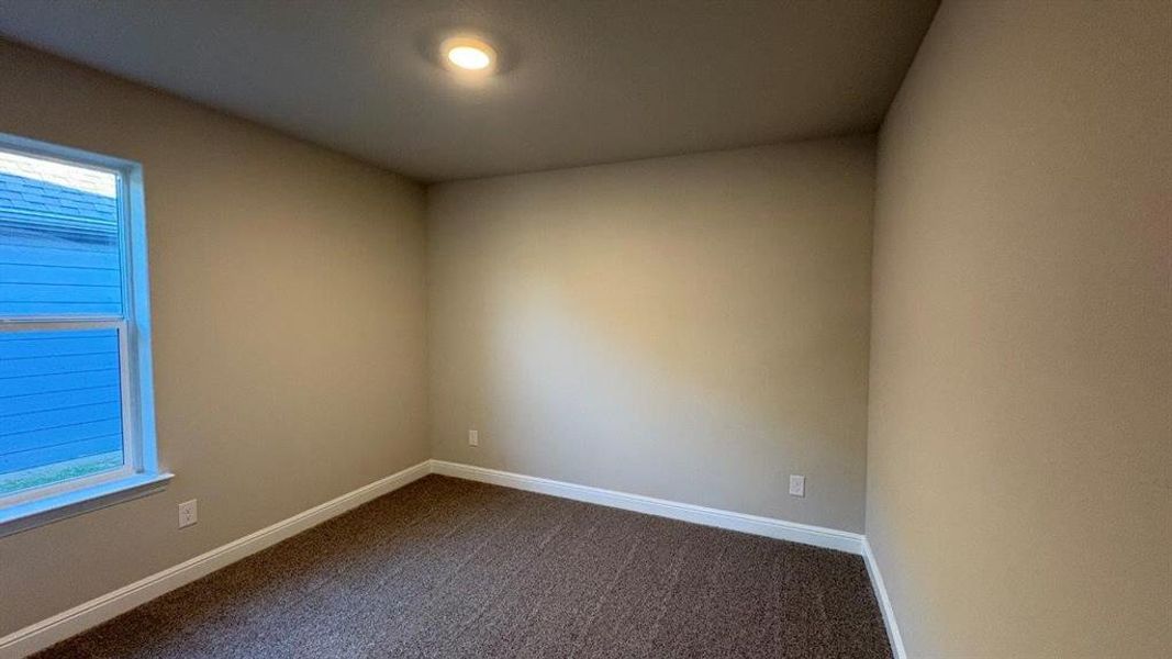 Spacious, unfurnished interior of a new home in Sandstone Estates, Granbury (Image 18). Spacious, unfurnished interior of a new home in Sandstone Estates, Granbury (Image 18).