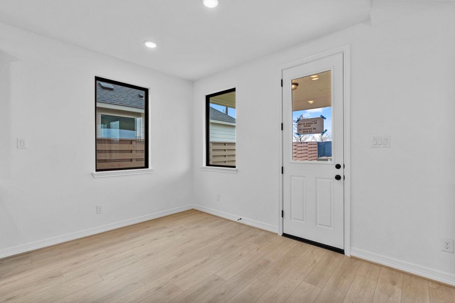 Spacious, unfurnished interior of a new home in Austin Point, Richmond (Image 31).