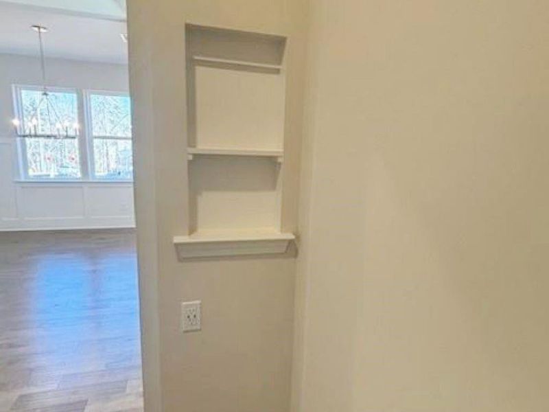 Image 33 of a home in .