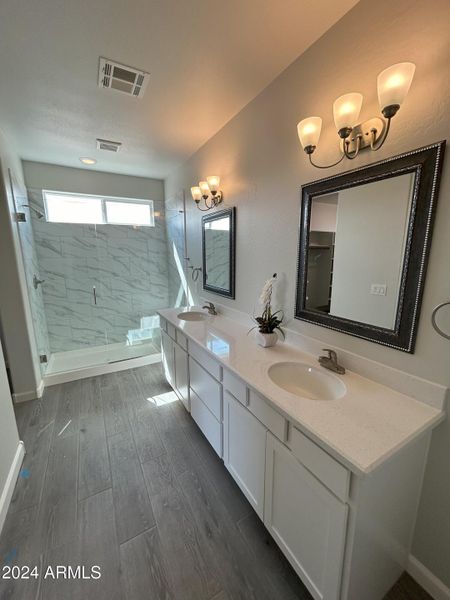 ###1658 Master Bath 2