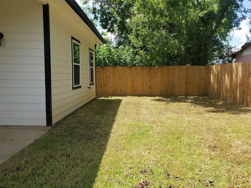 Exterior details and patio area of a home in , Texas City (Image 4). Exterior details and patio area of a home in , Texas City (Image 4).