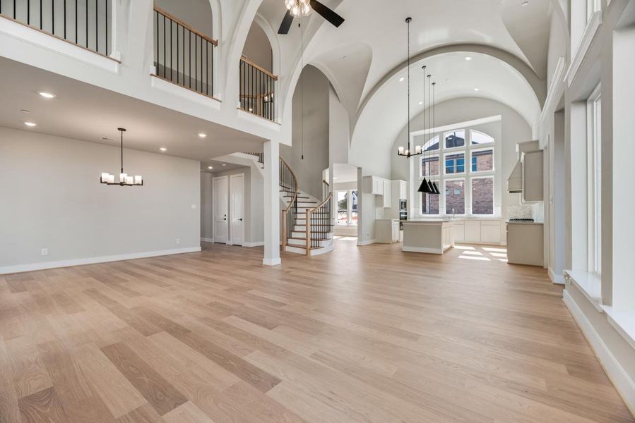 Spacious, unfurnished interior of a new home in Providence Cove, McKinney (Image 15).