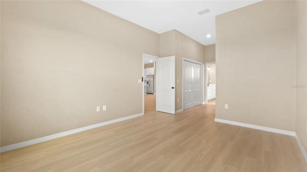 Image 40 of a home in .