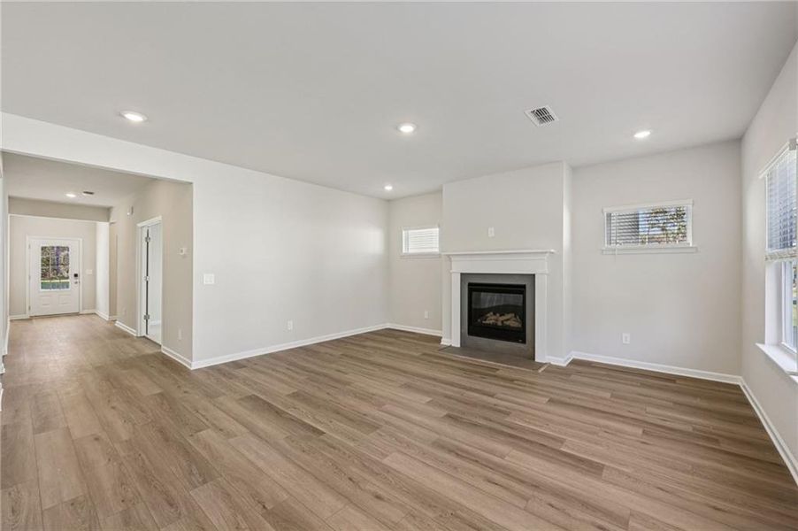 Spacious, unfurnished interior of a new home in The Oaks at Dawson, Dawsonville (Image 24). Spacious, unfurnished interior of a new home in The Oaks at Dawson, Dawsonville (Image 24).