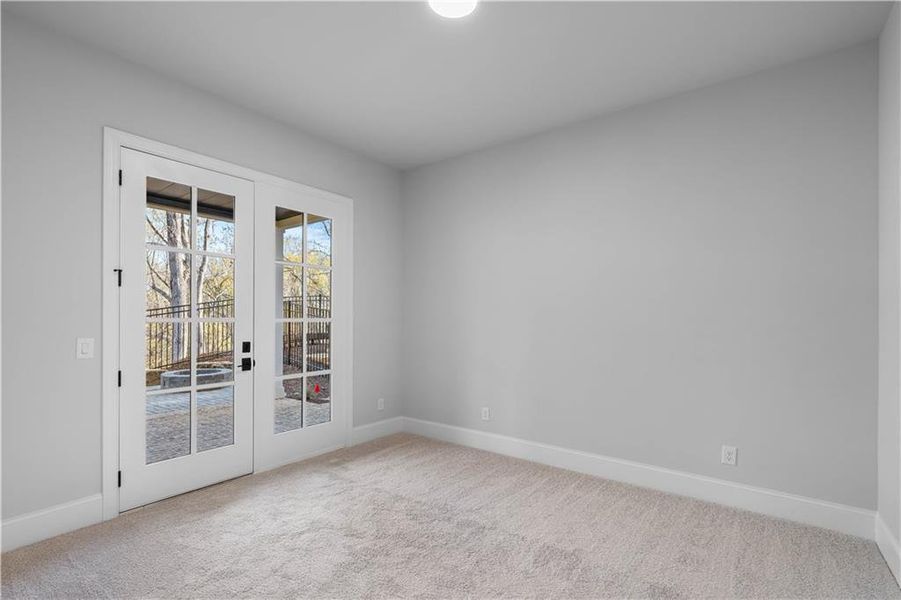 Spacious, unfurnished interior of a new home in Waterside Single Family, Peachtree Corners (Image 49).