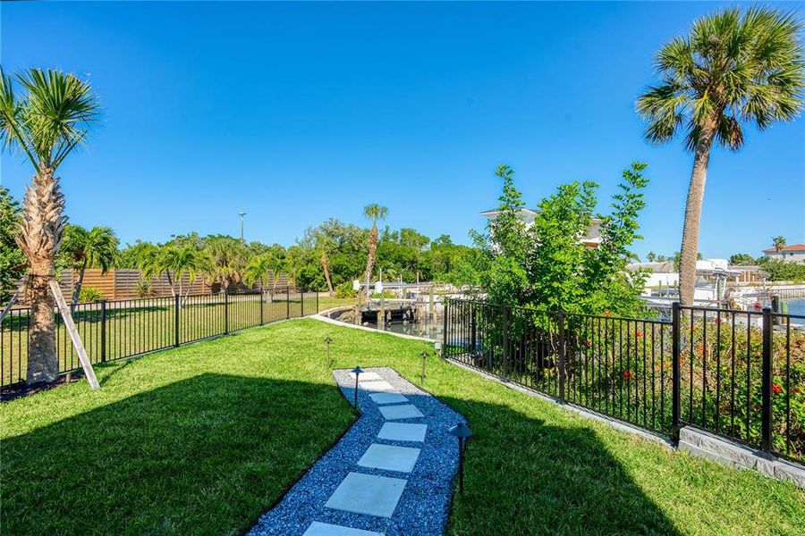Community amenities in , Longboat Key (Image 58).