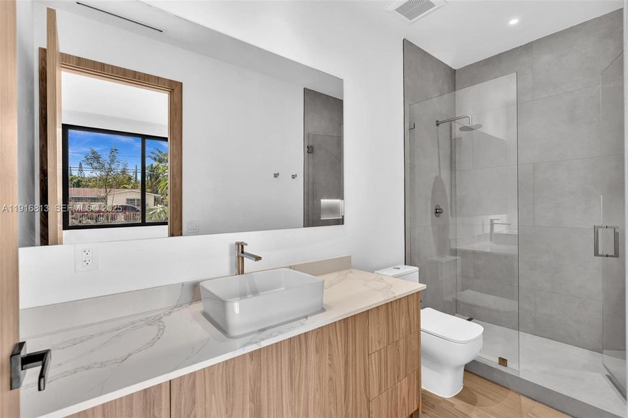 Furnished interior view inside a new home in , Miami (Image 39).