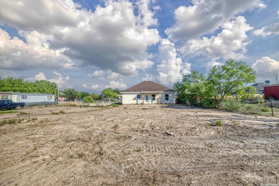 Site preparation for new homesites in , Eagle Pass (Image 20).