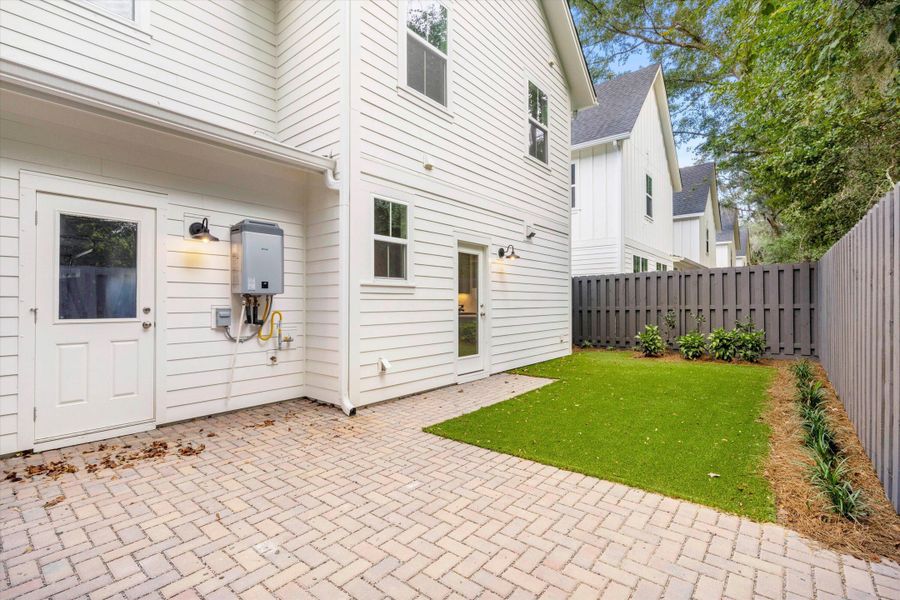 Exterior details and patio area of a home in Hayes Park, Johns Island (Image 4).