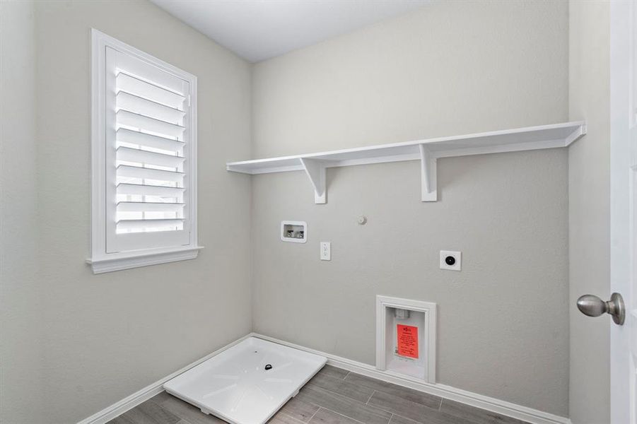 Spacious, unfurnished interior of a new home in , Fort Worth (Image 29).