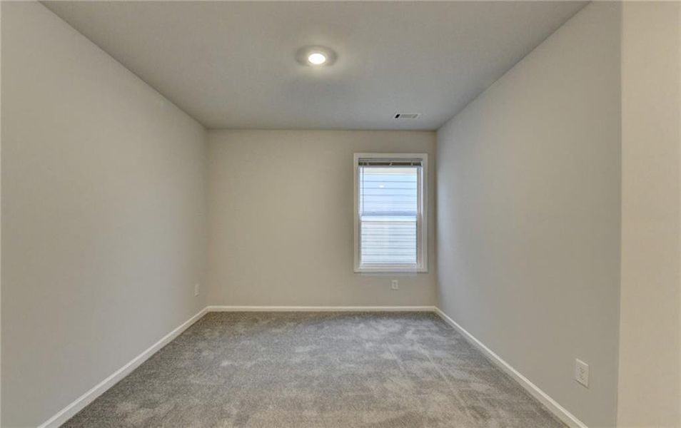 Spacious, unfurnished interior of a new home in Westgate Enclave, Loganville (Image 32).