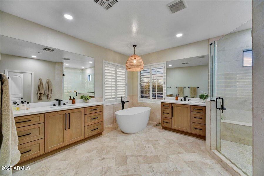 Customized master bath