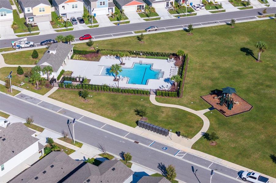 Image 31 of a home in Pasadena Point. Image 31 of a home in Pasadena Point.