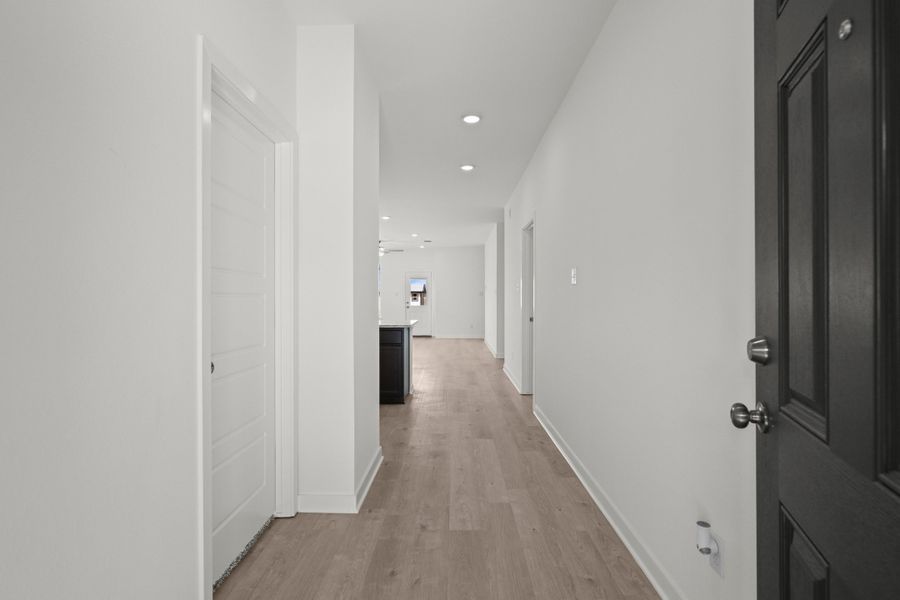 Spacious, unfurnished interior of a new home in South Pointe, Temple (Image 6). Spacious, unfurnished interior of a new home in South Pointe, Temple (Image 6).
