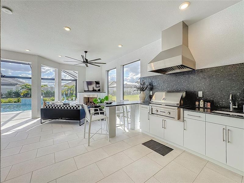 Furnished interior view inside a new home in , Lakewood Ranch (Image 67).