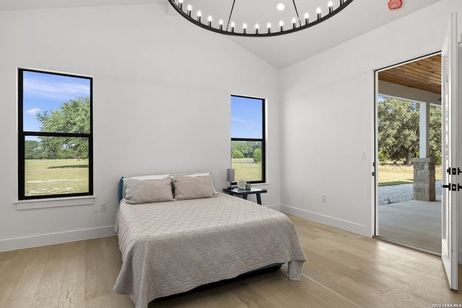 Furnished interior view inside a new home in , Bandera (Image 36).