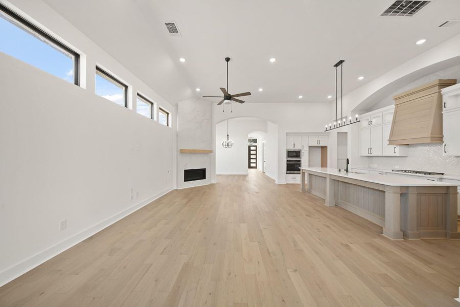 Spacious, unfurnished interior of a new home in Sienna, Missouri City (Image 12). Spacious, unfurnished interior of a new home in Sienna, Missouri City (Image 12).