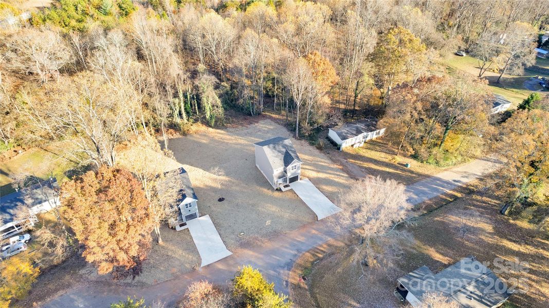 Quiet Street Setting