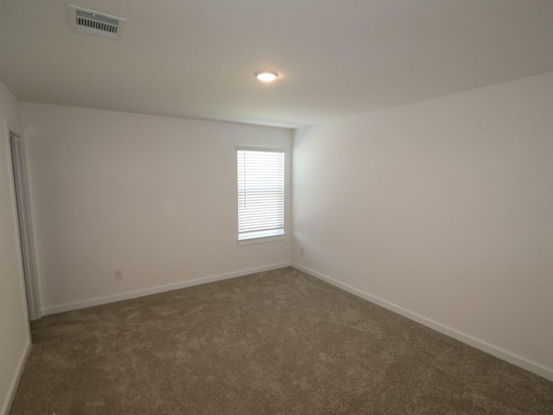 Spacious, unfurnished interior of a new home in Miller's Pond, Rosenberg (Image 8). Spacious, unfurnished interior of a new home in Miller's Pond, Rosenberg (Image 8).
