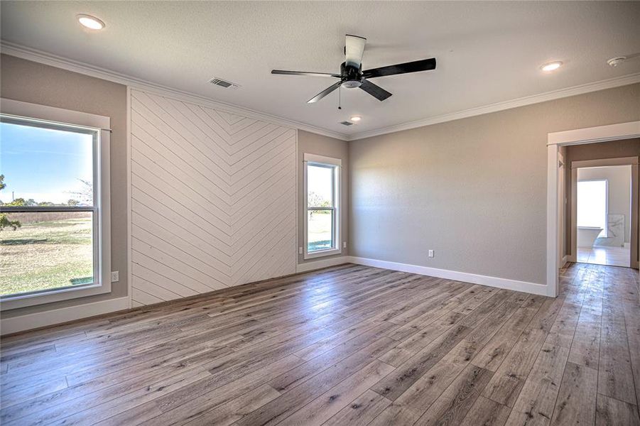 Spacious, unfurnished interior of a new home in , Moody (Image 21).