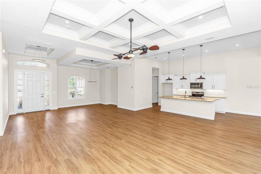 Spacious, unfurnished interior of a new home in , Orange City (Image 10).