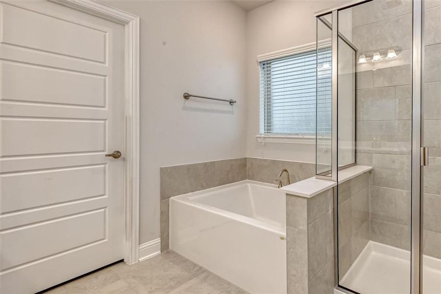 Representative furnished interior of a home built from the Plan 2500 by Adams Homes in The Bluffs at Lafayette, Freeport (Image 12).