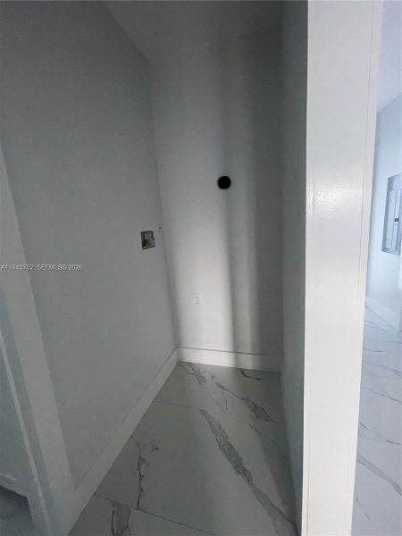 Image 16 of a home in .