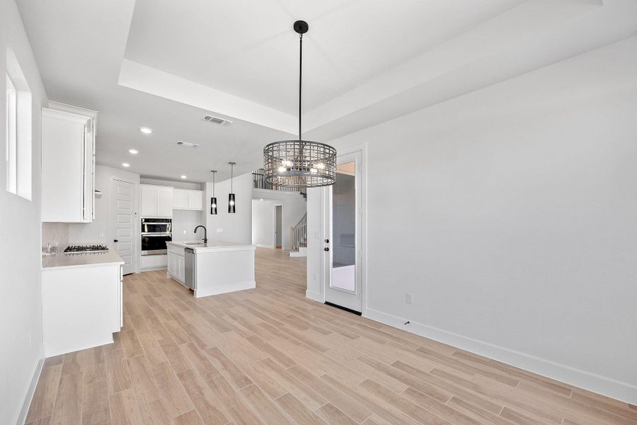 Spacious, unfurnished interior of a new home in Nolina, Georgetown (Image 19).