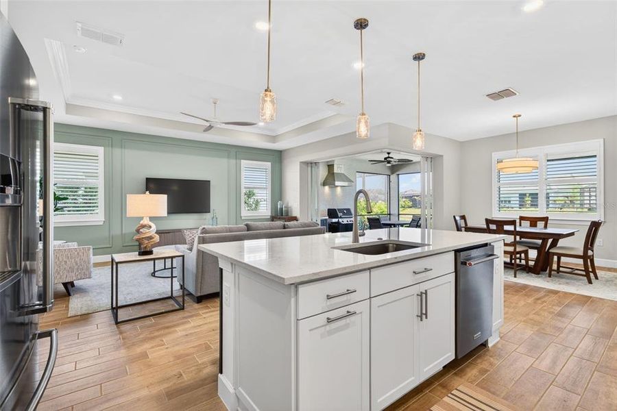 Furnished interior view inside a new home in , Englewood (Image 34).