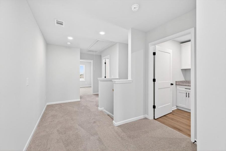 Spacious, unfurnished interior of a new home in , Commerce (Image 18).