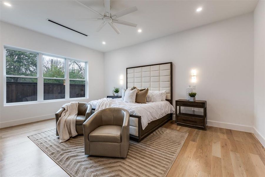 Furnished interior view inside a new home in , Dallas (Image 13). Furnished interior view inside a new home in , Dallas (Image 13).