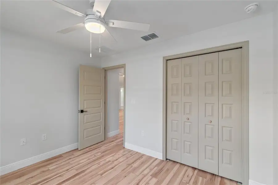 Spacious, unfurnished interior of a new home in , Ocala (Image 47).