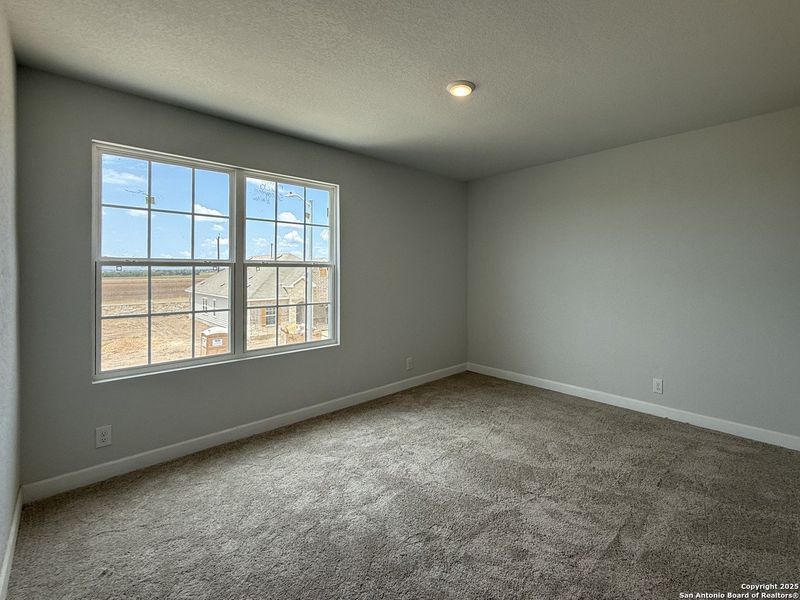 Spacious, unfurnished interior of a new home in Enclave at Hennersby Hollow 50's, San Antonio (Image 14). Spacious, unfurnished interior of a new home in Enclave at Hennersby Hollow 50's, San Antonio (Image 14).
