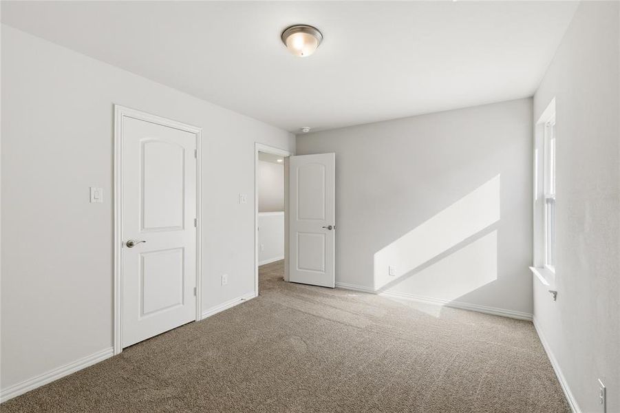 Spacious, unfurnished interior of a new home in Elevon, Lavon (Image 17).