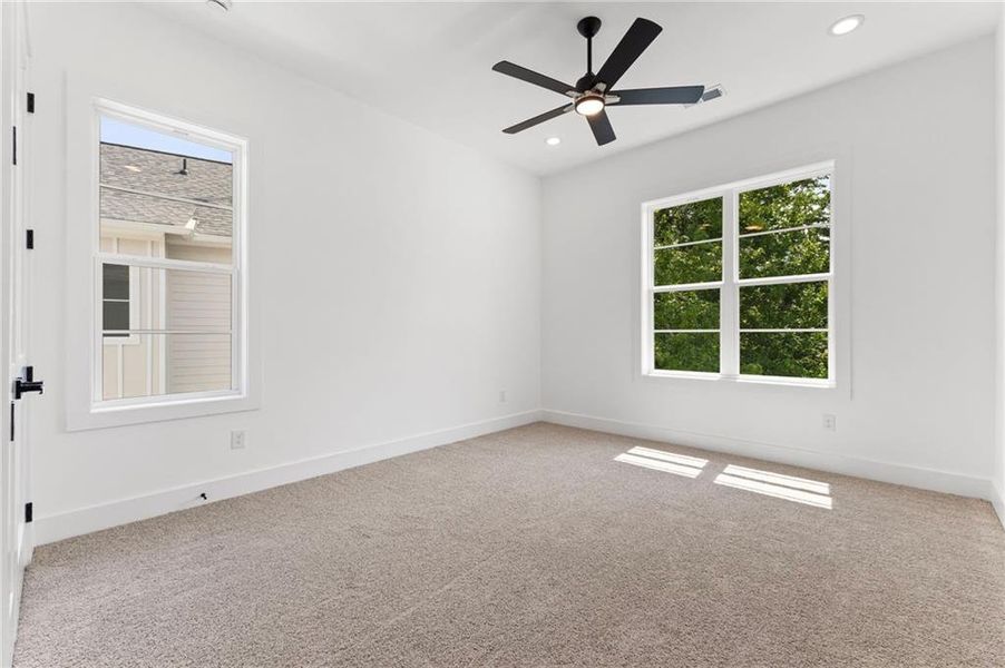 Spacious, unfurnished interior of a new home in Parkside Roswell, Roswell (Image 20). Spacious, unfurnished interior of a new home in Parkside Roswell, Roswell (Image 20).