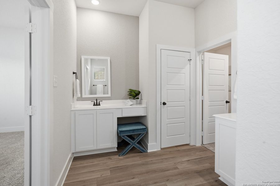 Furnished interior view inside a new home in Hunters Ranch, San Antonio (Image 15).