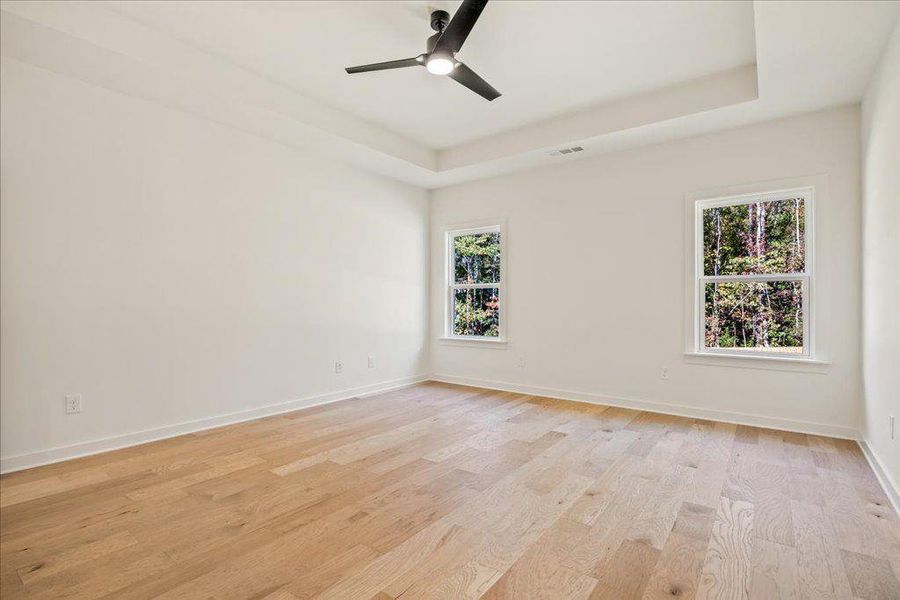 Spacious, unfurnished interior of a new home in , Gainesville (Image 44).