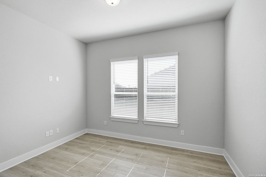 Spacious, unfurnished interior of a new home in Potranco Oaks, Castroville (Image 35).