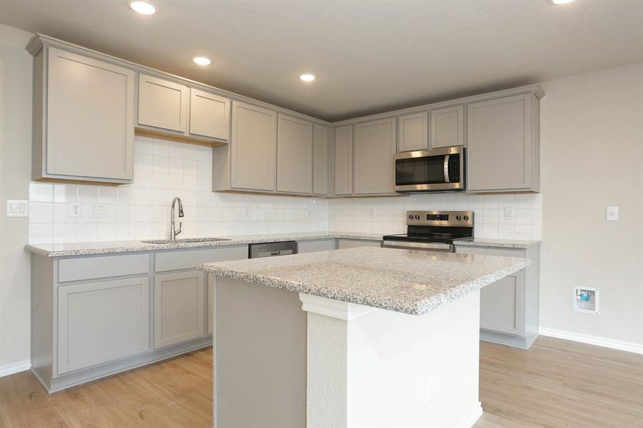 11_8656_Merlin_Cove11_mls 11_8656_Merlin_Cove11_mls