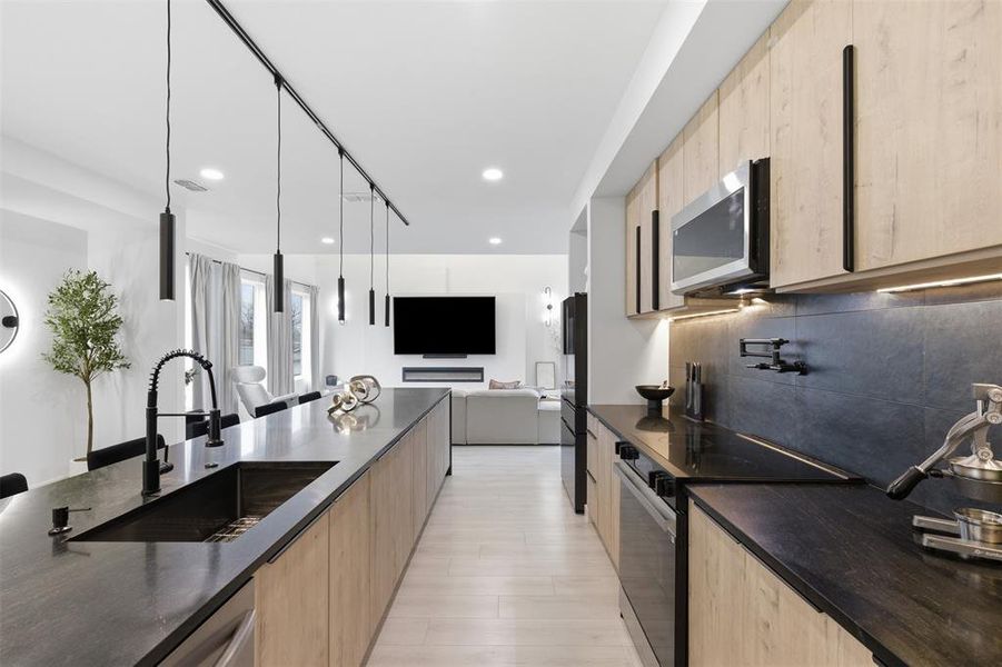 Furnished interior view inside a new home in , Dallas (Image 34).