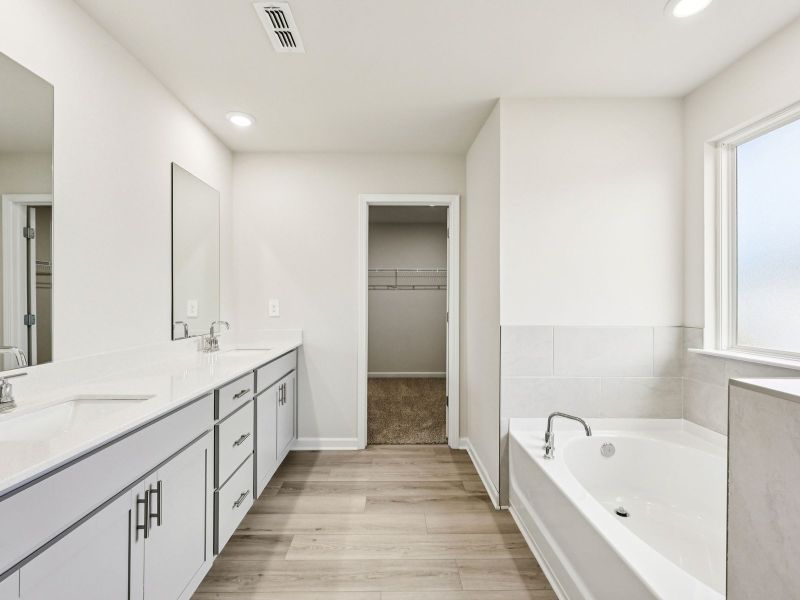 Furnished interior view inside a new home in Creekside at Oxford Park, Fairburn (Image 9).