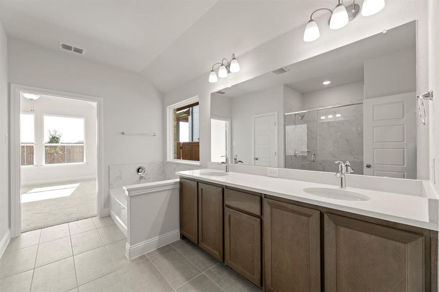 13_5530 Burford, Celina