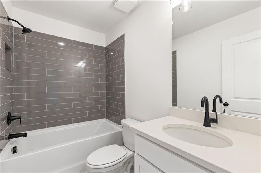 Furnished interior view inside a new home in Prescott Manor, Canton (Image 8).