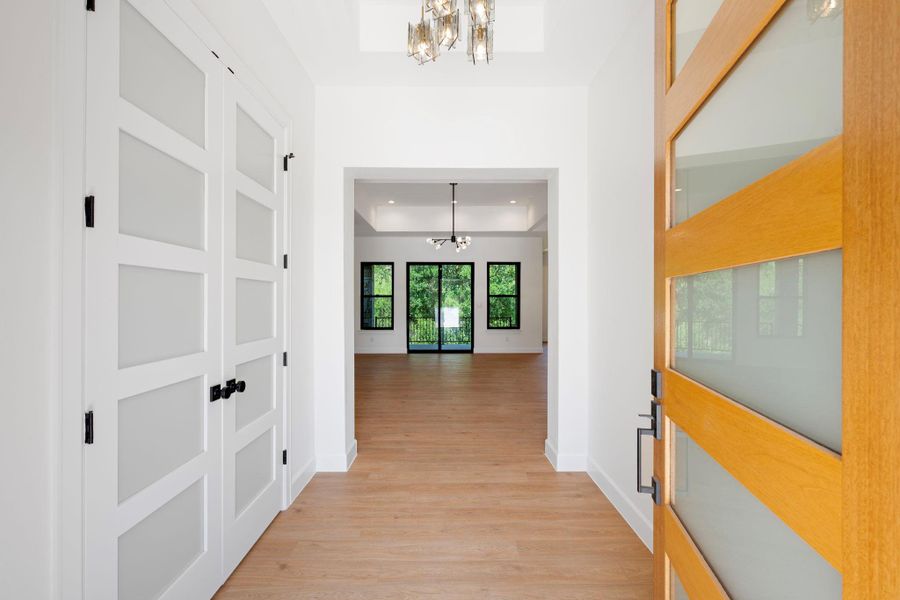 Furnished interior view inside a new home in , Horseshoe Bay (Image 8).