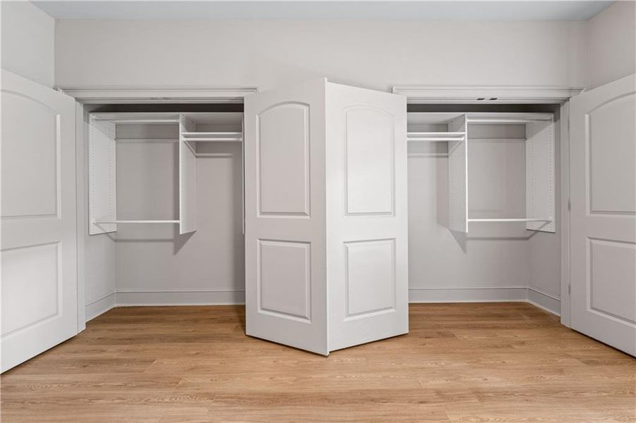 Spacious, unfurnished interior of a new home in , Atlanta (Image 18).