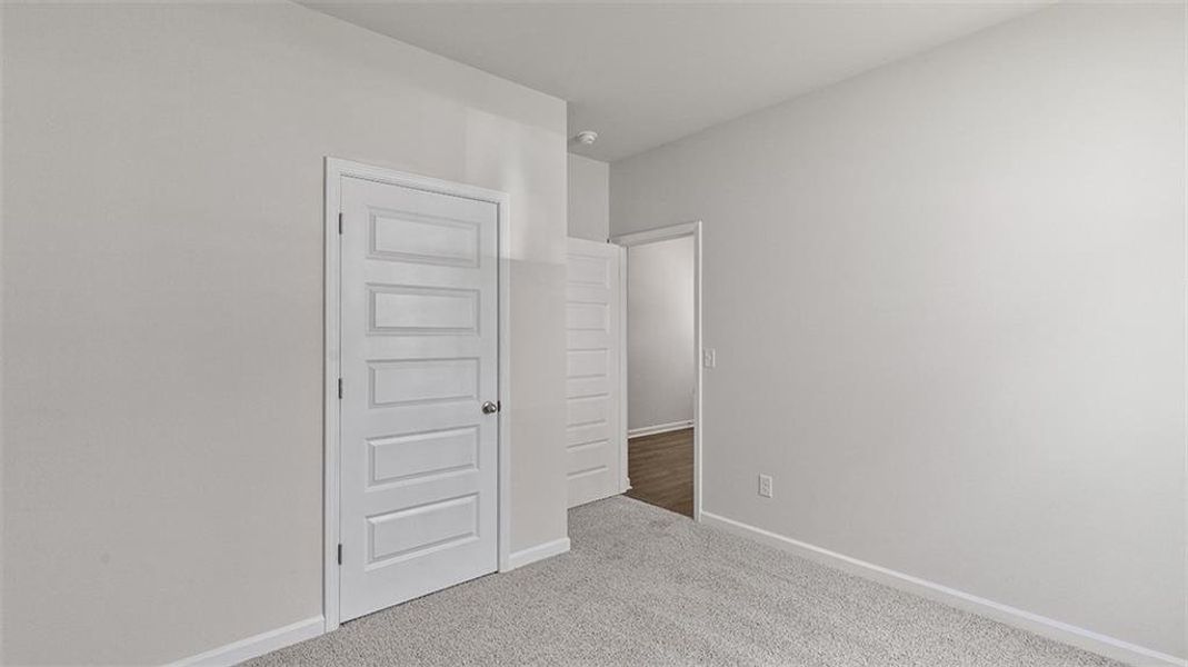 Spacious, unfurnished interior of a new home in Teamon Pointe, Griffin (Image 25).