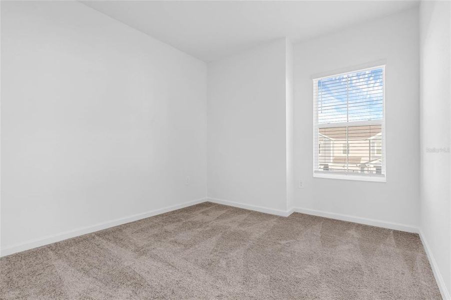 Spacious, unfurnished interior of a new home in , Davenport (Image 19).