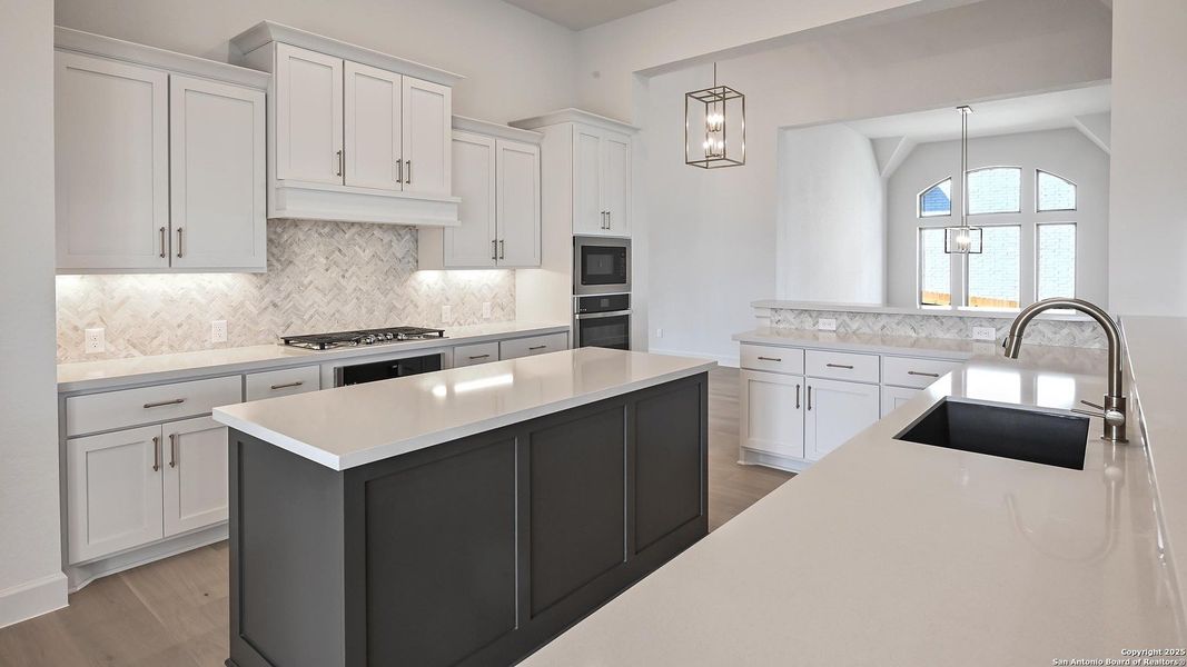 Furnished interior view inside a new home in Johnson Ranch 70', Bulverde (Image 13). Furnished interior view inside a new home in Johnson Ranch 70', Bulverde (Image 13).